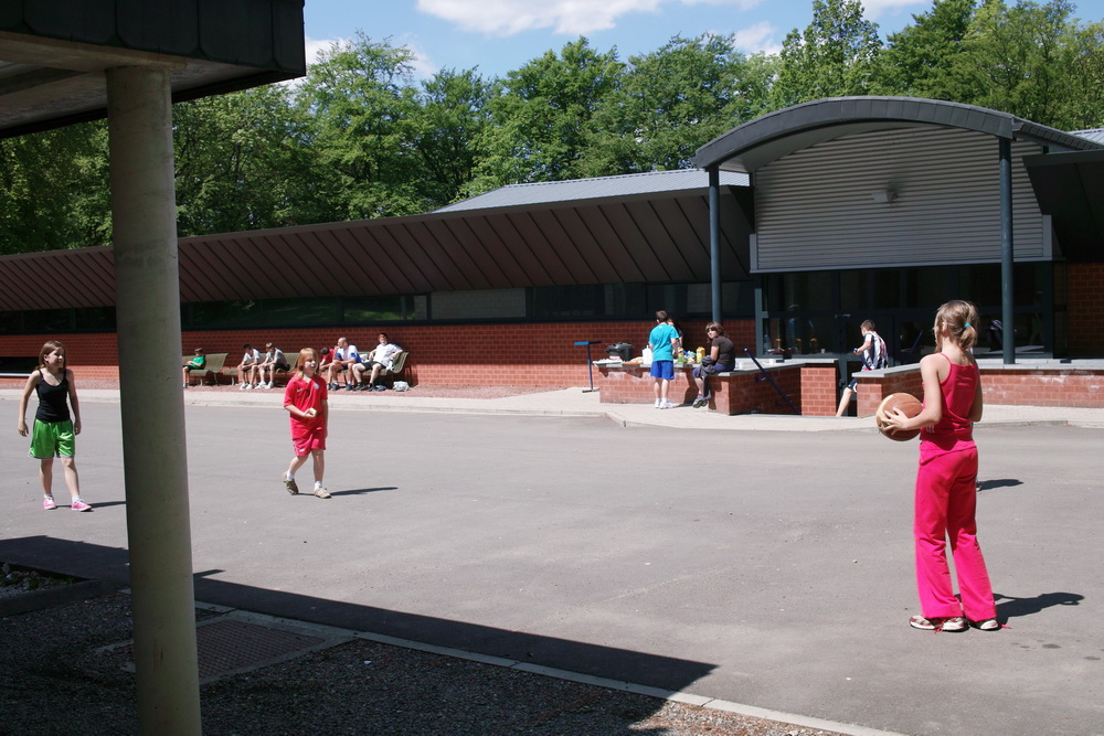 20100528_spa/2010-05-29 12-38-51_Badminton_Spa.JPG